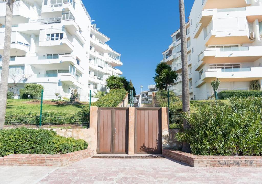Sea View 1st Line Free Parking Appartement Marbella